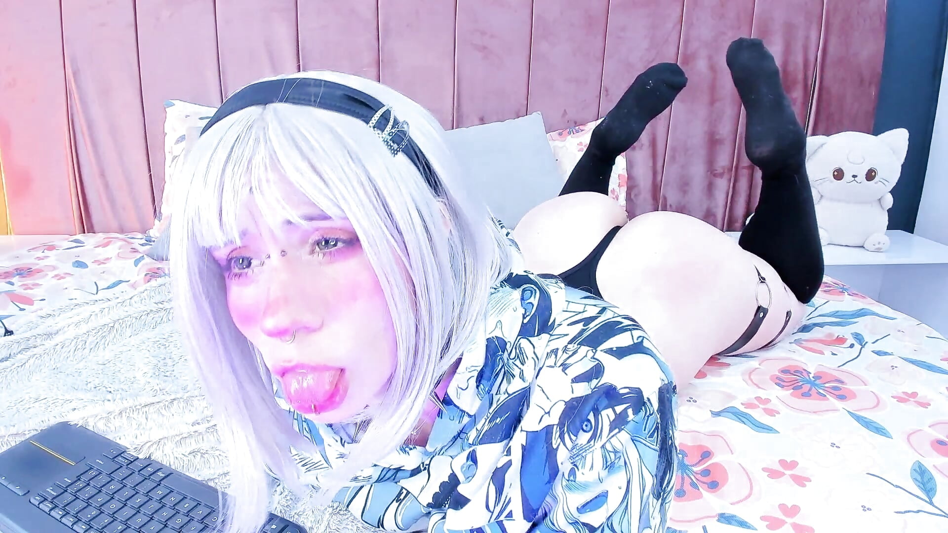 I hide my vibrator in my pussy. - clip cu AkiraKurosei model videochat