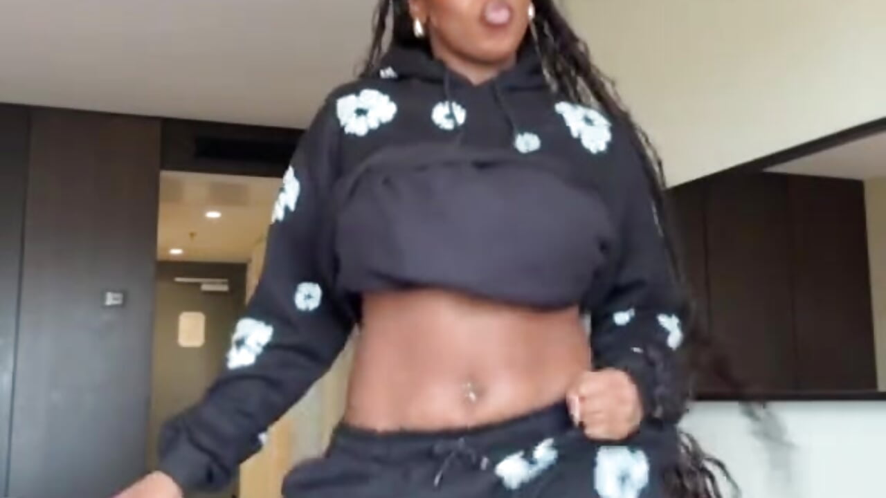 a6ad92dda6855f35bd4aa39a67b84cba - video by Tuboby cam model