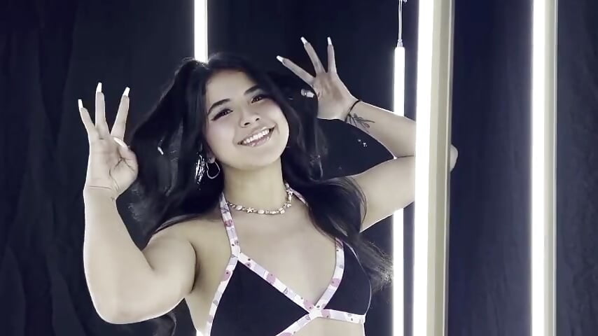 welcome 🔥 - video oleh model kamera Gabbie_cartexx