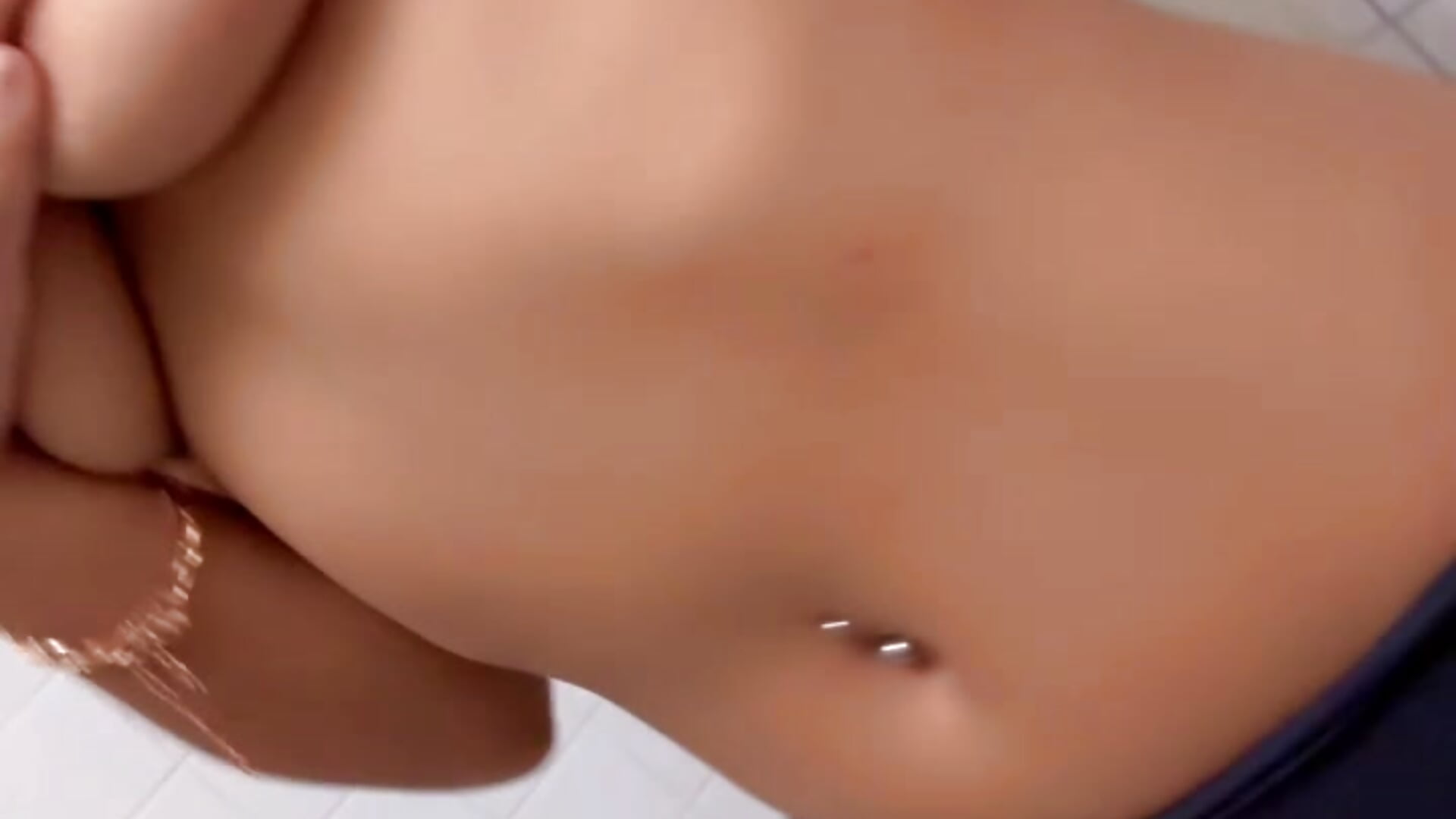 Send Nudez #14 – video od webkamerové modelky Kiki_hammyy