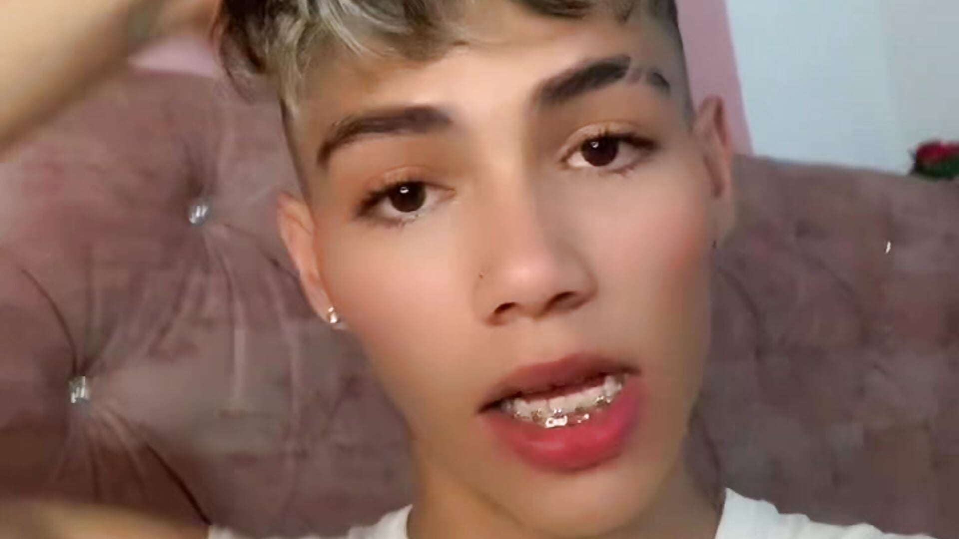 5c7b89085cb9495a9b6e170a703d8fc1 - video by ALEXX_BOOY cam model