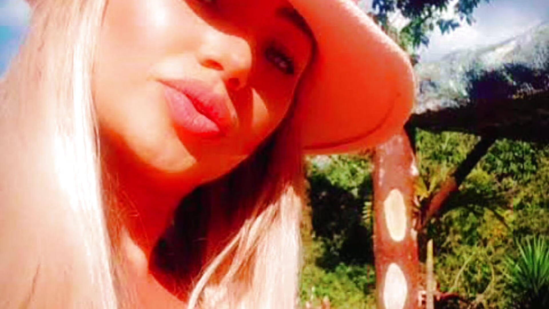 copy_49D40A20-D2B0-4562-86AE-C96567E072C9 - video by celeste2298 cam model