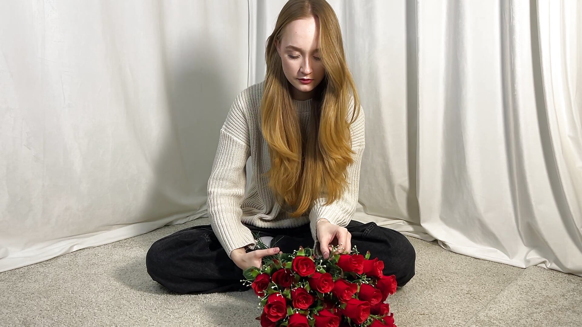 Rose for me? - video by VanAbeln cam model