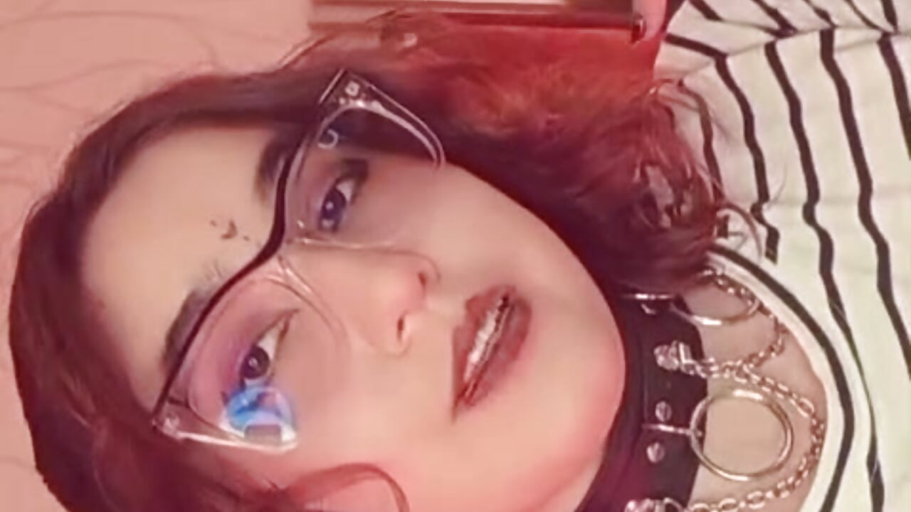 Happy day <3 – video af Kiri_Velvet cam-model