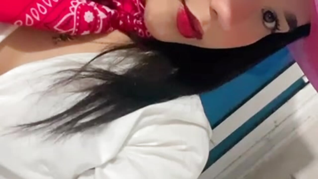 🤠🩷 - video by Julia_rivers cam model