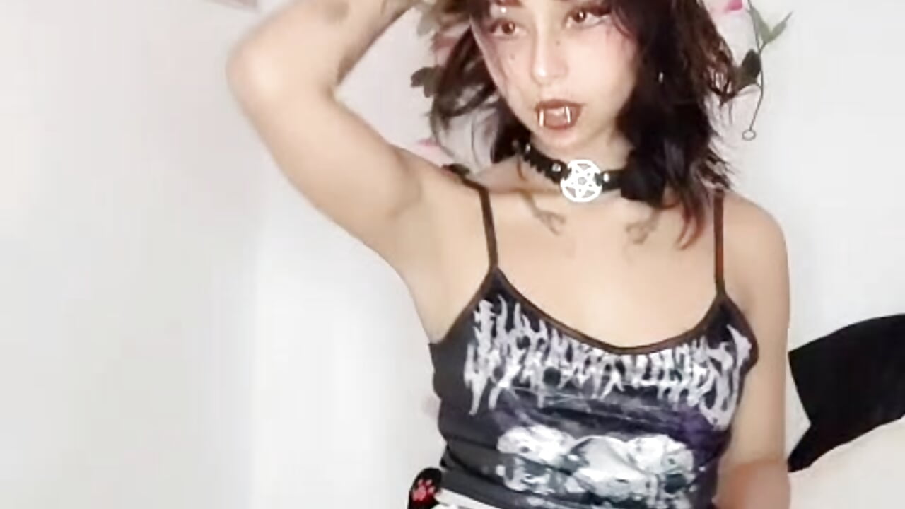 watch your vampire dance 🦇❤️ - video by verho_vlaad cam model