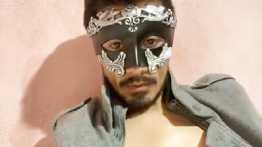 79114989103__72292136-9B14-40F0-9205-25560CD94E6F - video by maxitravieso cam model