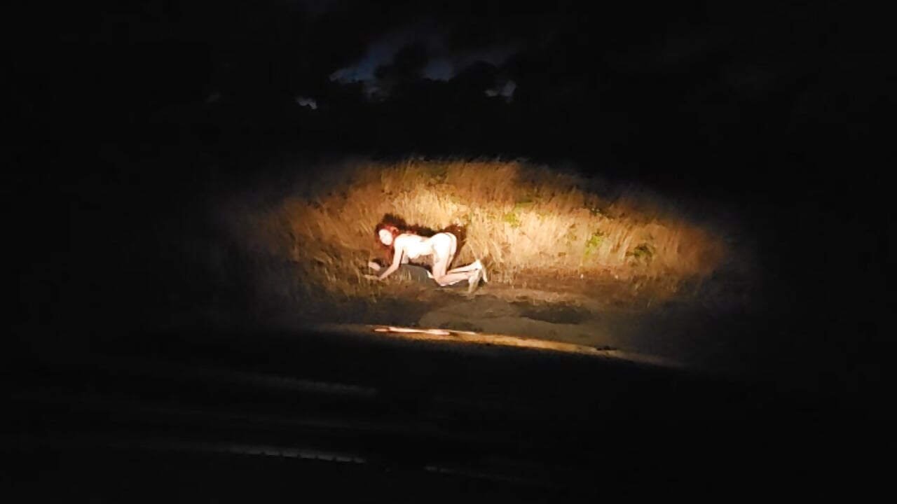 💡 NAKED IN THE HEADLIGHTS 💡 – video af FreyaFucksFans cam-model