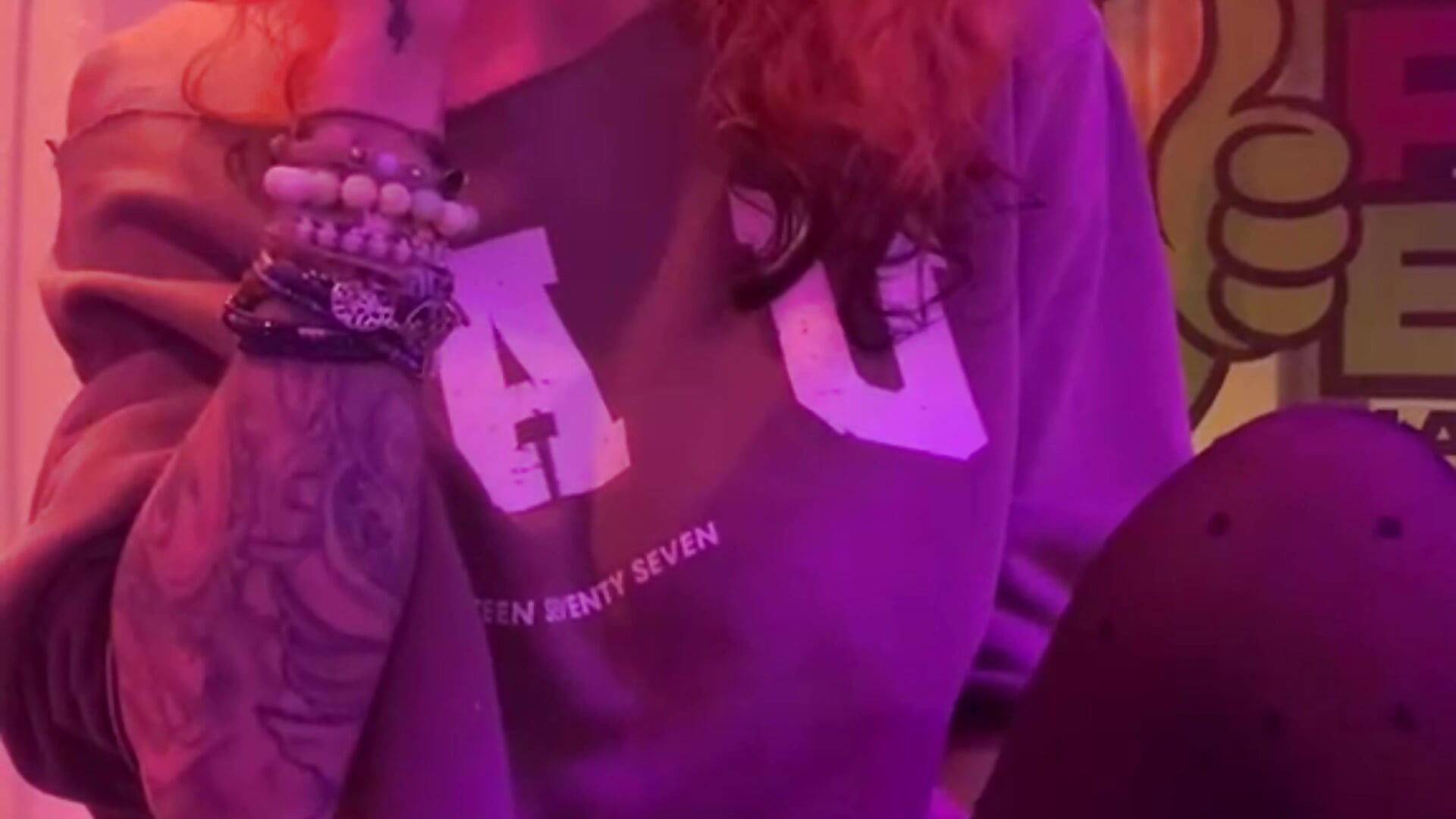 👀 AMSTERDAM FLASHER! 👀 - FreyaFucksFansn video