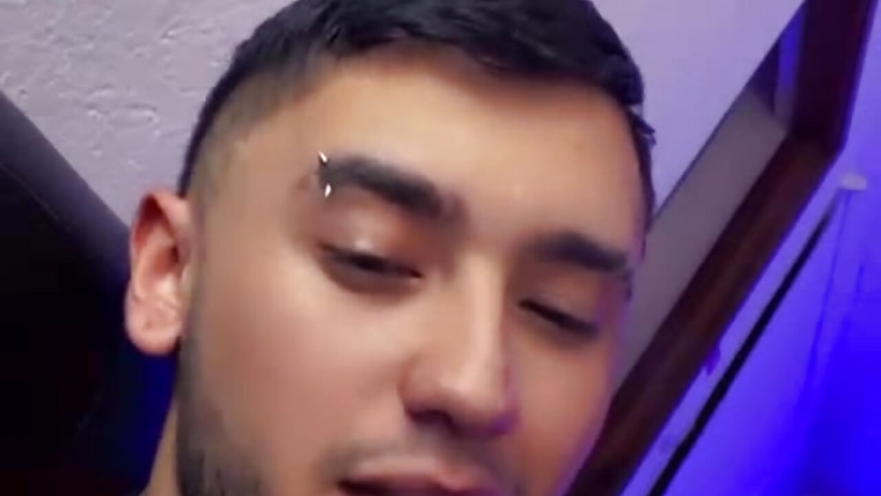 Hello baby 😍 - video by Thegolden_boys cam model