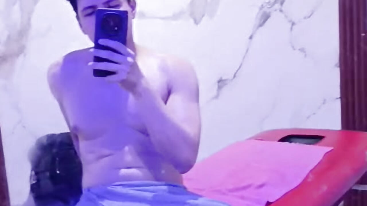 espero ser de tu agrado podemos hablar de todos los temas que quieras - video by angelxxx95 cam model