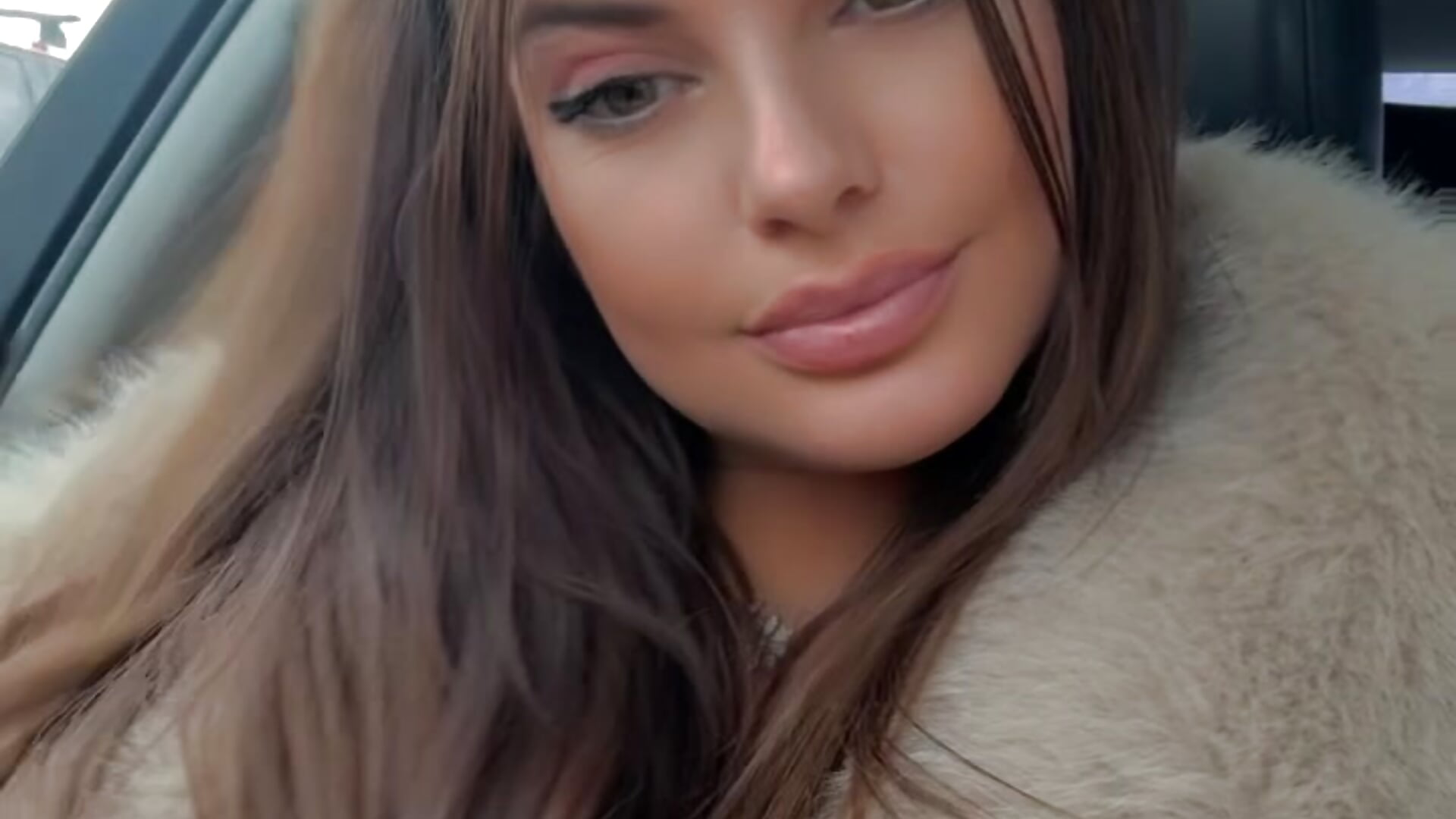 8E63C54D-8078-4545-9576-3DDDFA1F8BDA - vidéo du modèle de showcams JessicaFlame