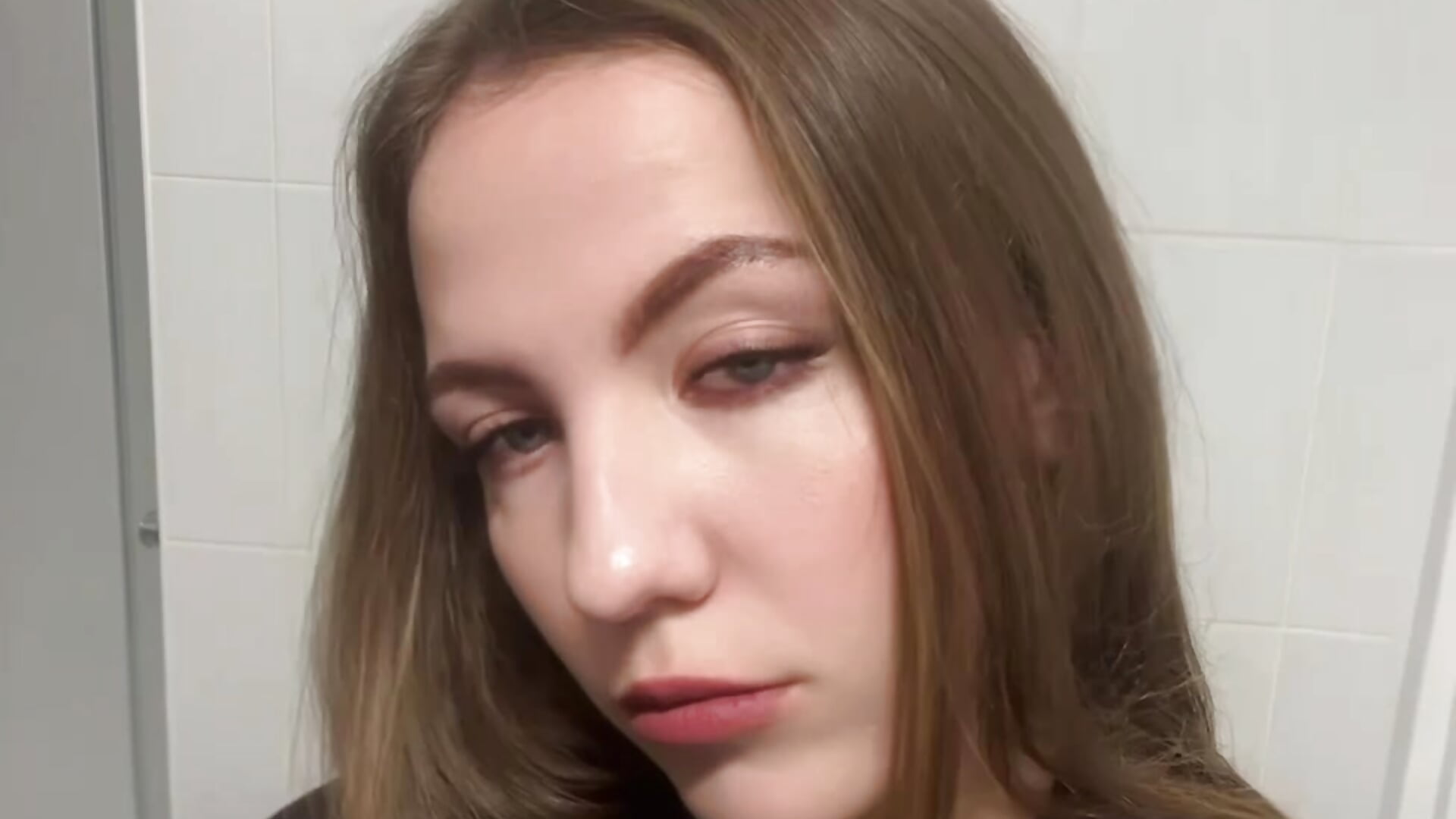 Just me - video di KiraRustle modella di cam