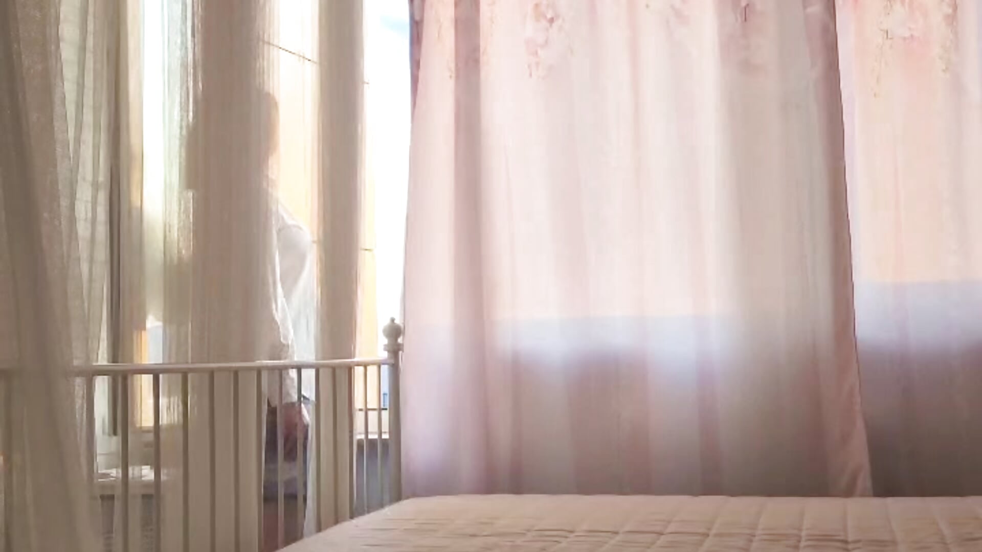 hello!<3 - video by AnnalisaYeary cam model