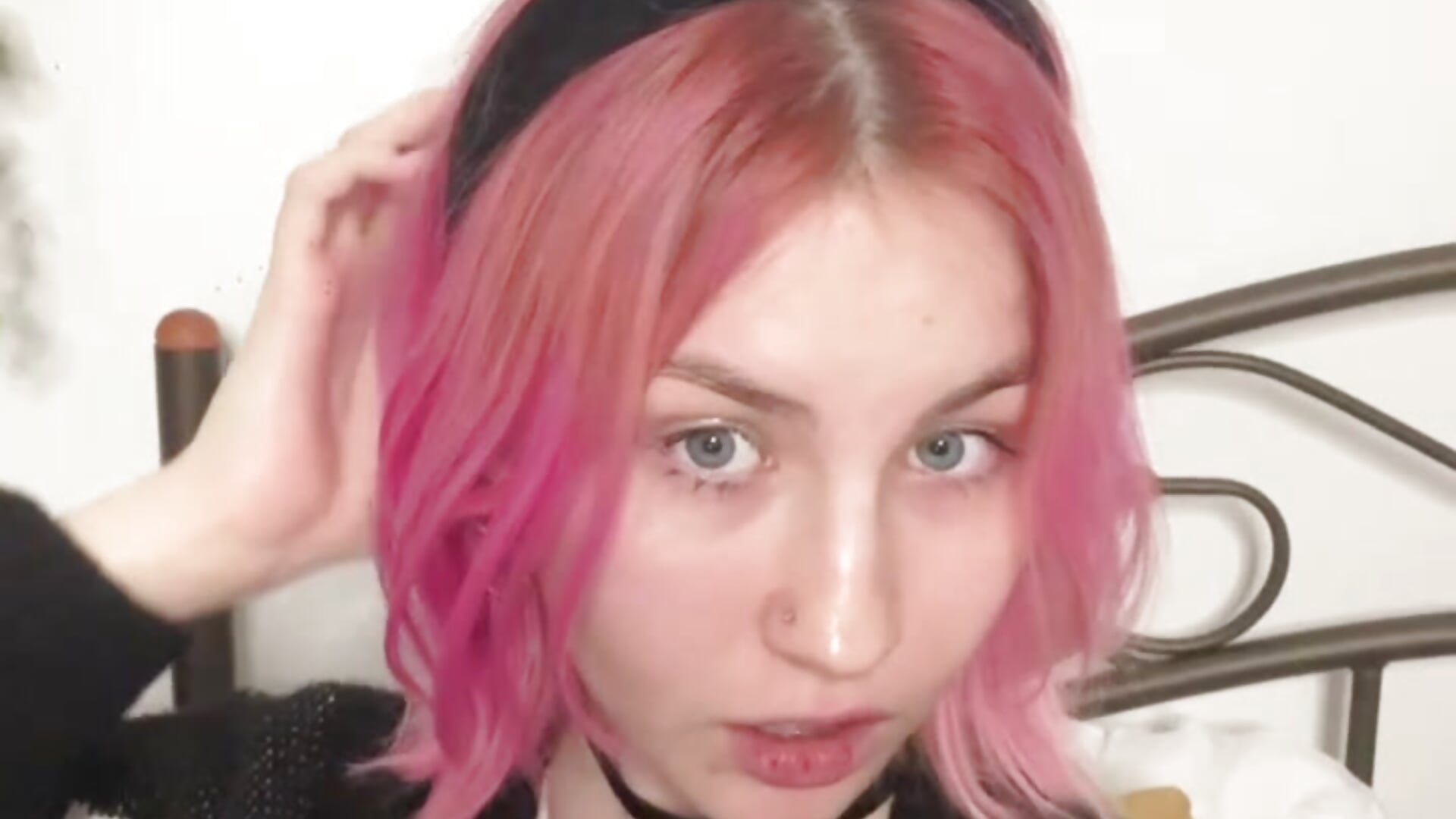 hi hi ♥ - video by JenaePilkenton cam model