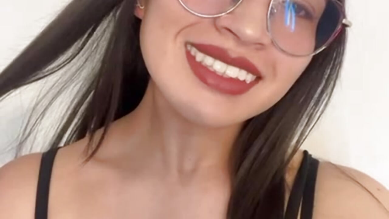 Me 💕 - video by naya_a cam model