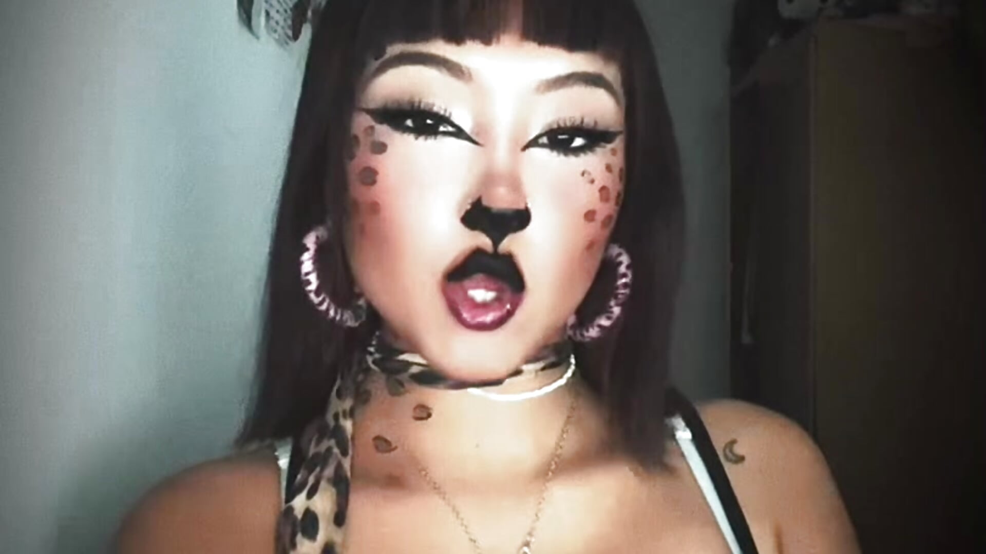 ☺️🫶🏼 - video by Thais_Doll19 cam model