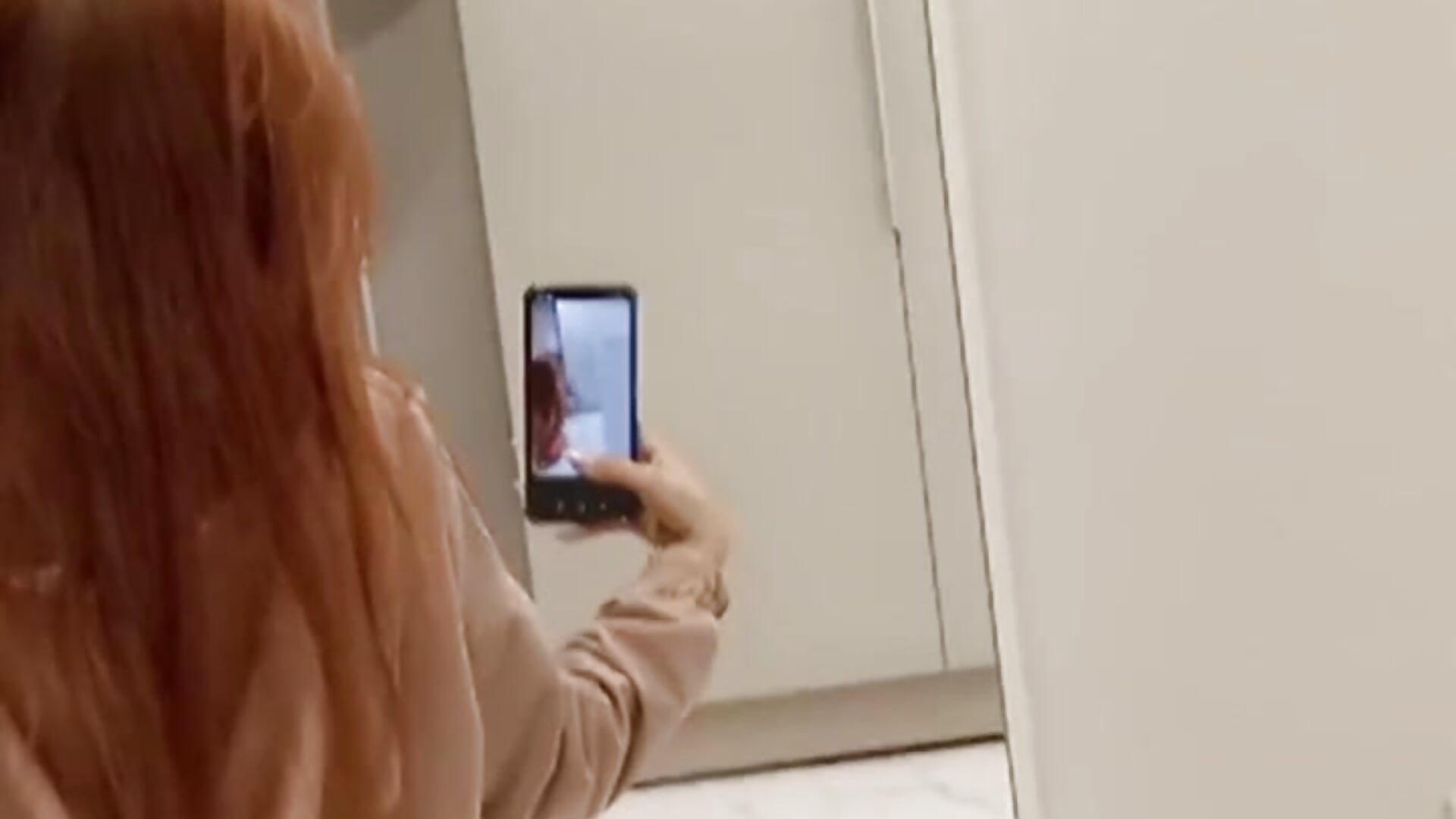 Your personal paradise - video by DedeGebo cam model