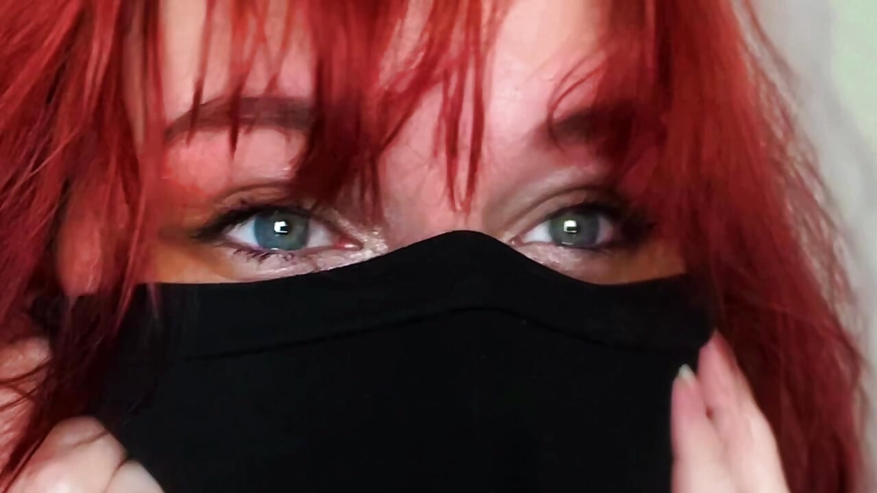 profile-intro-video-1764007064 - video by BelladonnaFox cam model