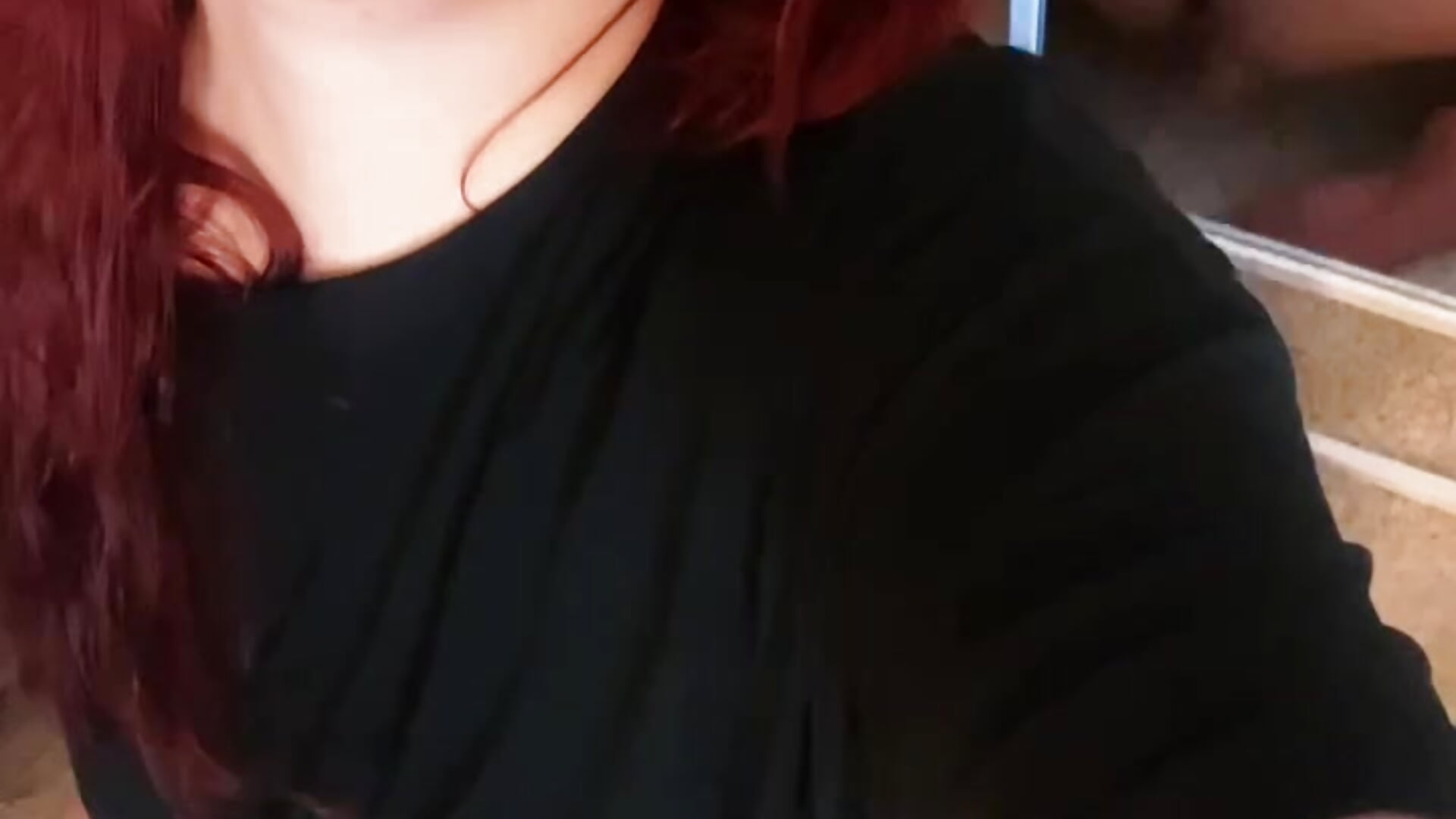 Oops... mirror - vídeo de la modelo de cam BelladonnaFox