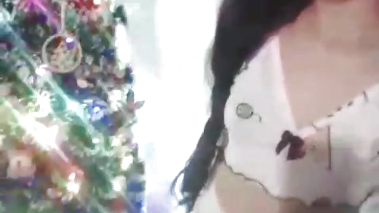 WhatsApp Video 2025-12-28 at 07,22,23 - video by tatiscelis_tf cam model