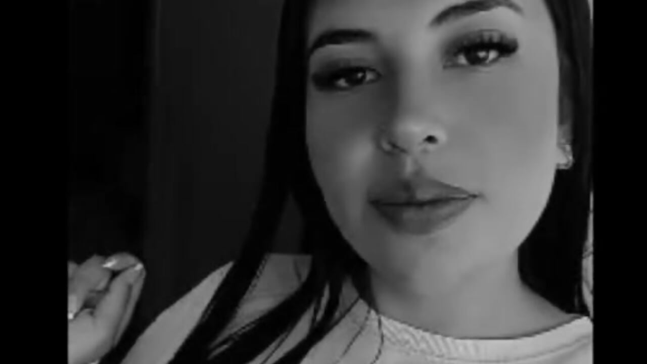 b6ace08e-707b-4812-89f0-866d27388b6e - video by ArianaMorelli_Pink cam model