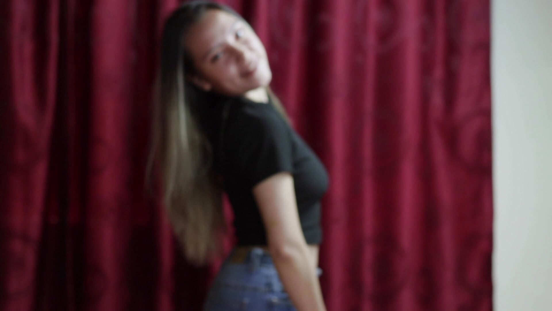 🎀 - video by SophieMillan1 cam model