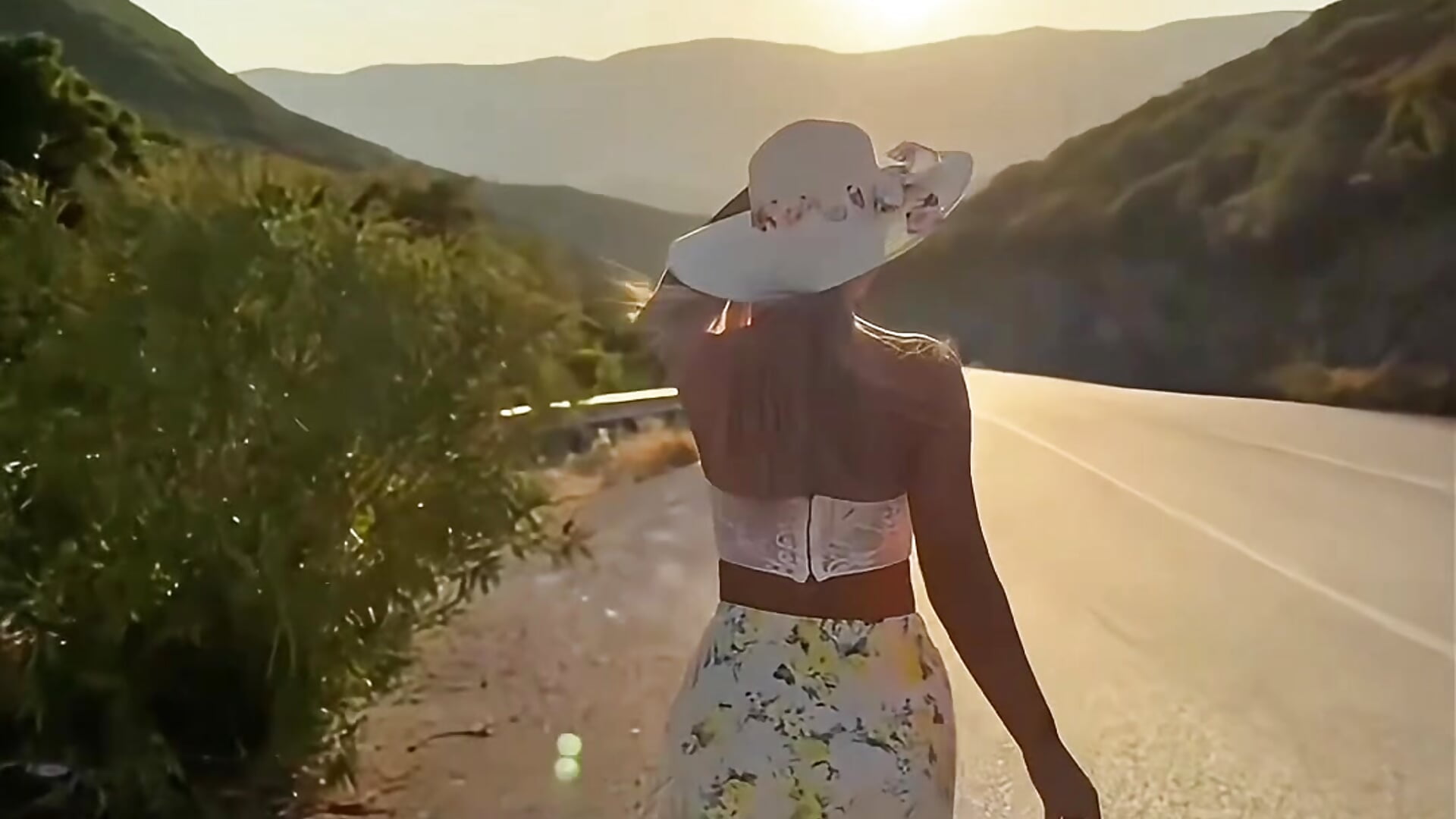 Too good to be true ❤ - video by MissLarra cam model