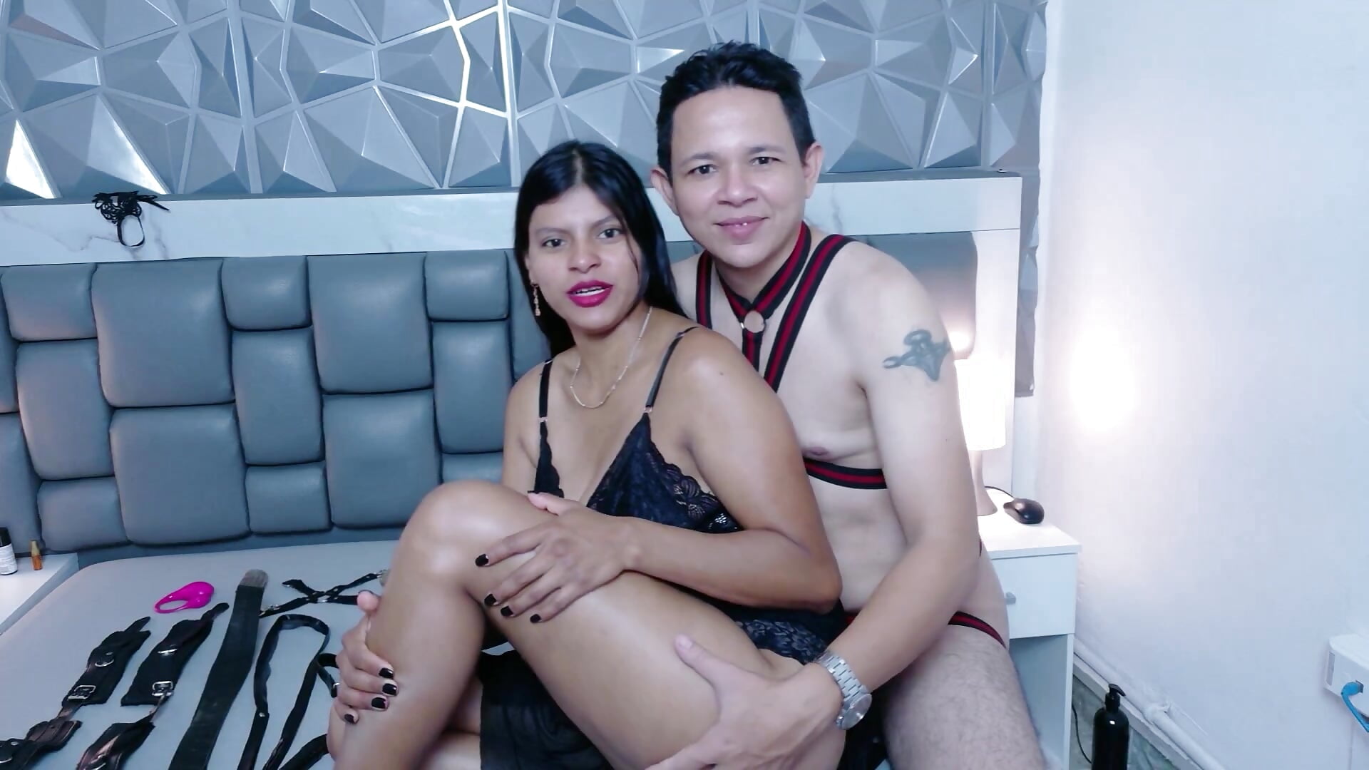 welcome - video by DaniyMel cam model