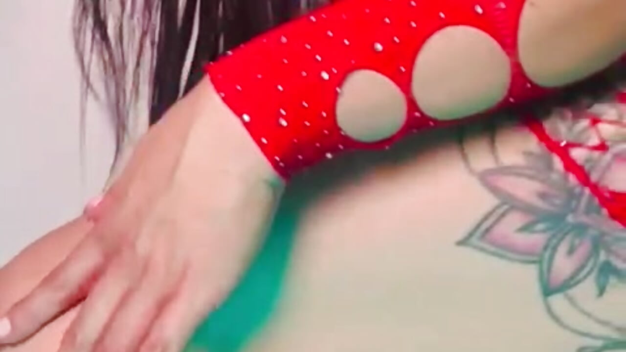 me (❁´◡`❁) - video by __Aysha cam model