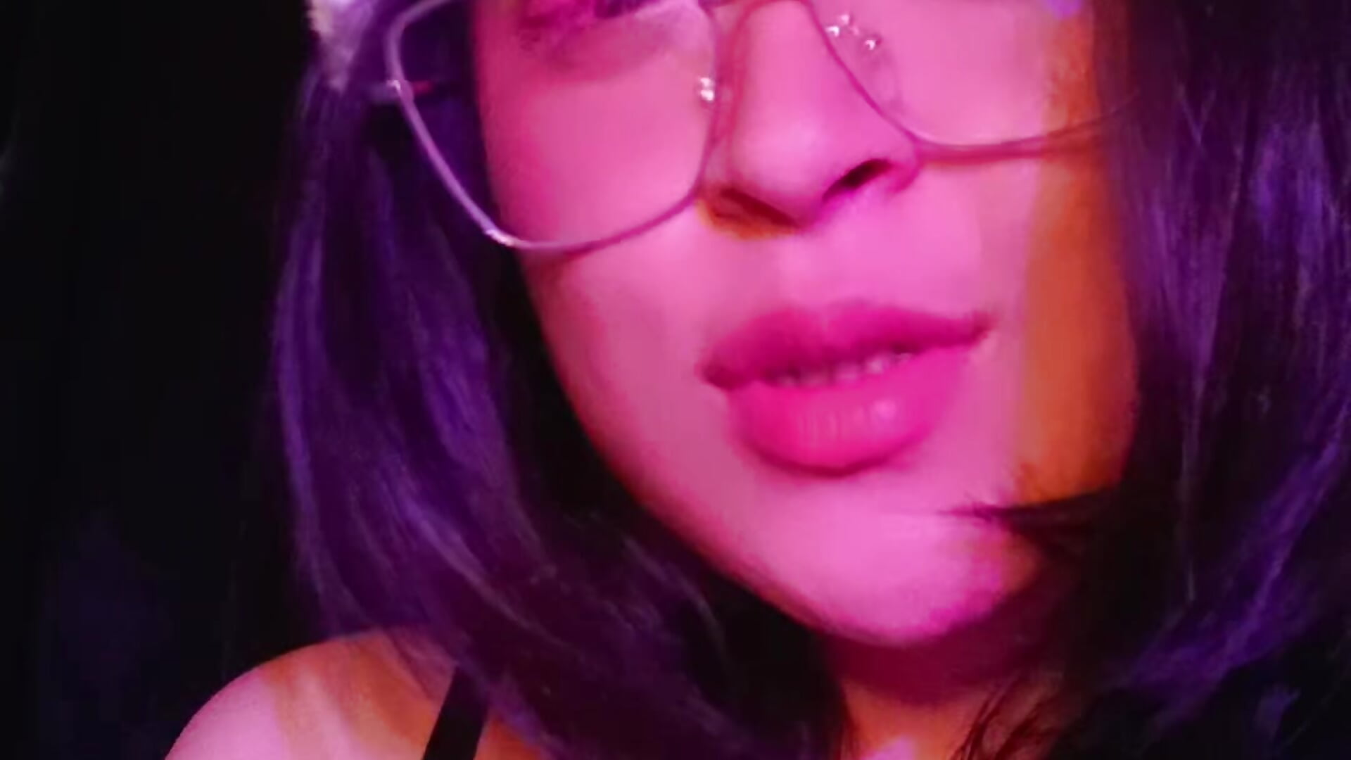 VID_20251218_184653_653 - video by Winter_111 cam model