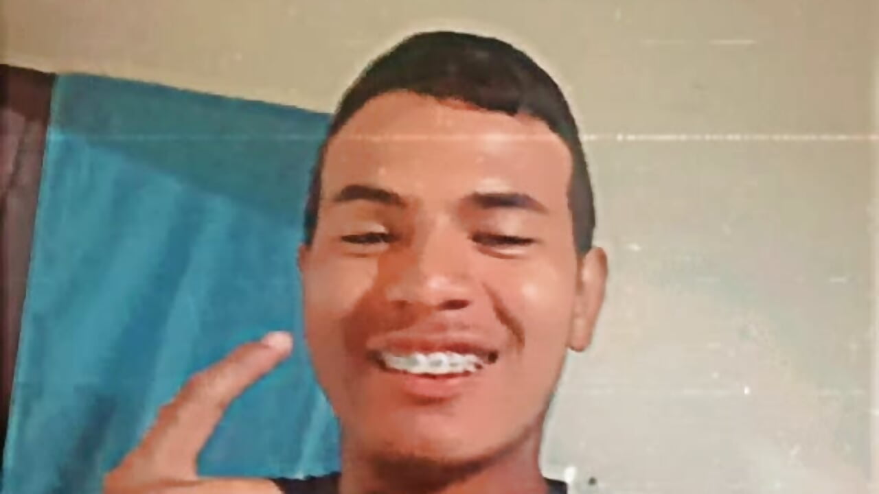 c60a18fc-03b9-44e4-bf07-662bb5c006f9-1_all_63 - video by caliente22h cam model