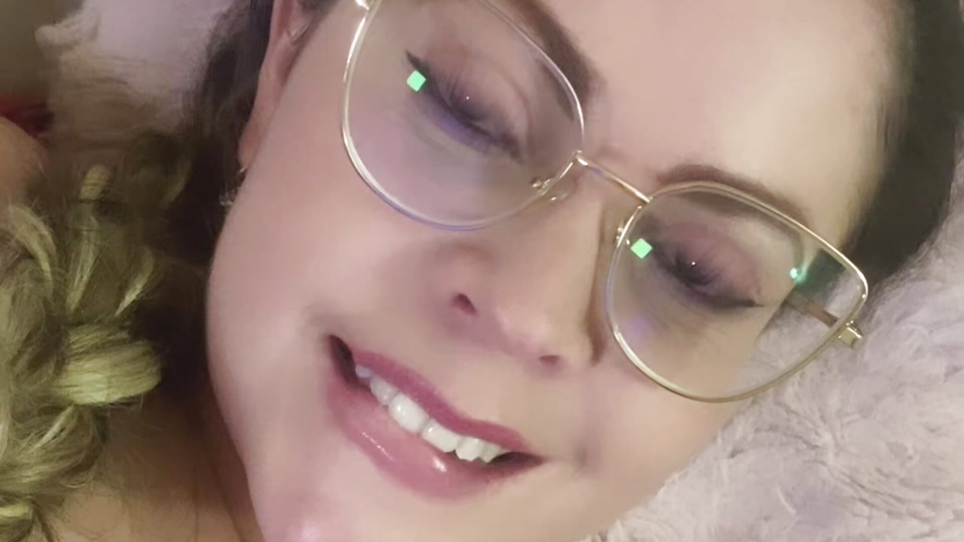 c89b7170-e618-439f-86be-5f2b3635478c-1_all_92070 - video by Pretty_Sarah cam model