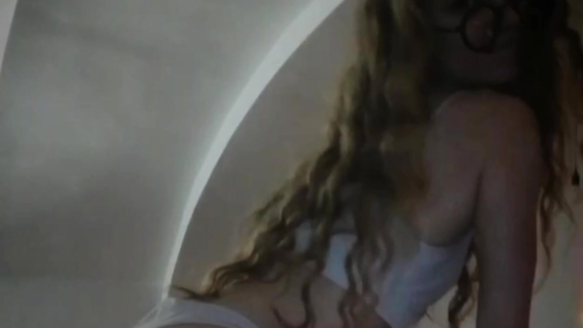 Welcome - video by Le0nSky cam model