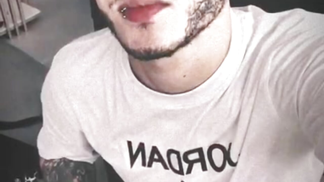 WhatsApp Video 2025-11-26 at 6,03,25 AM - video by master_evil07 cam model