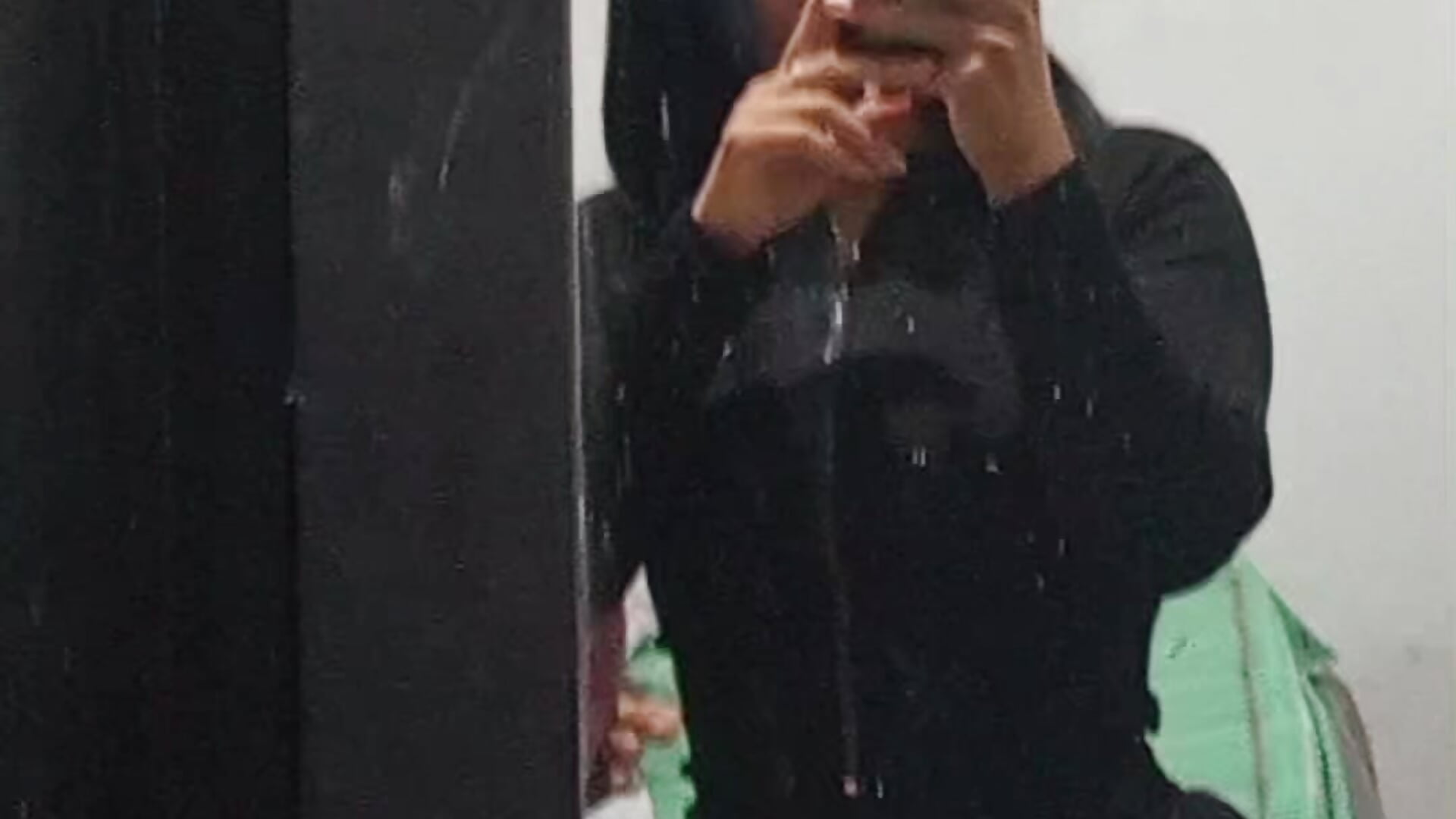 1000016454.mp4 - video by vanessa_sexy69 cam model