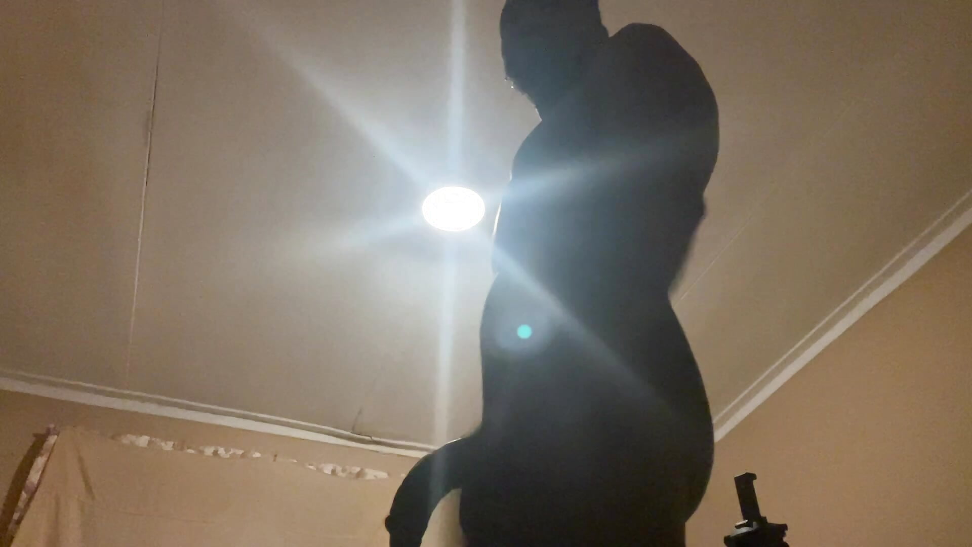 IMG_4125 - video by Kyrovander cam model