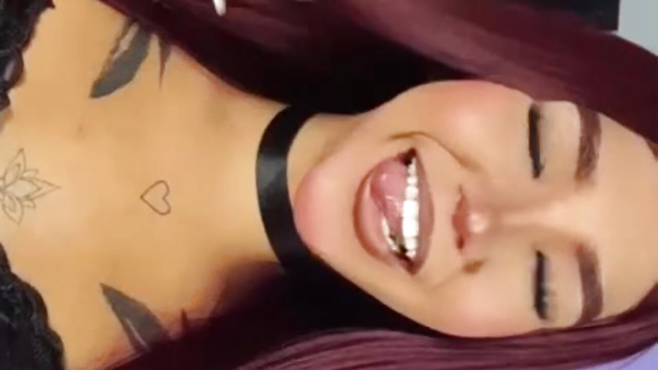 Sexy girl - فيديو من camila_hott69_ موديل الكام