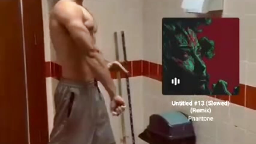 My hot body - video by Barbarbossa cam model