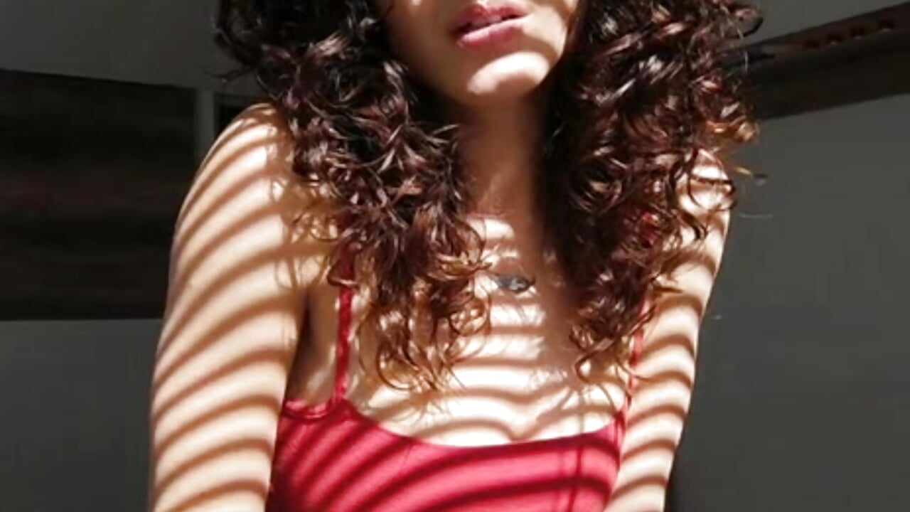 Meet Sandy Bell - video by Sandy_Bell cam model