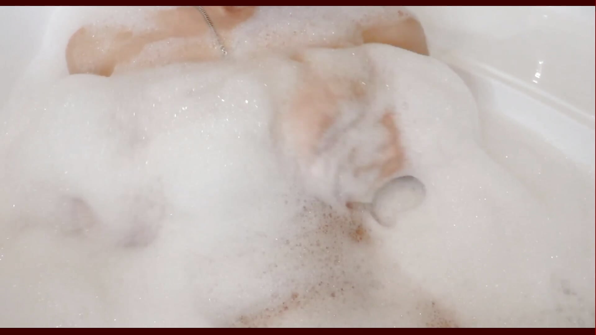 Shower with me - video by AlexaLurexx cam model