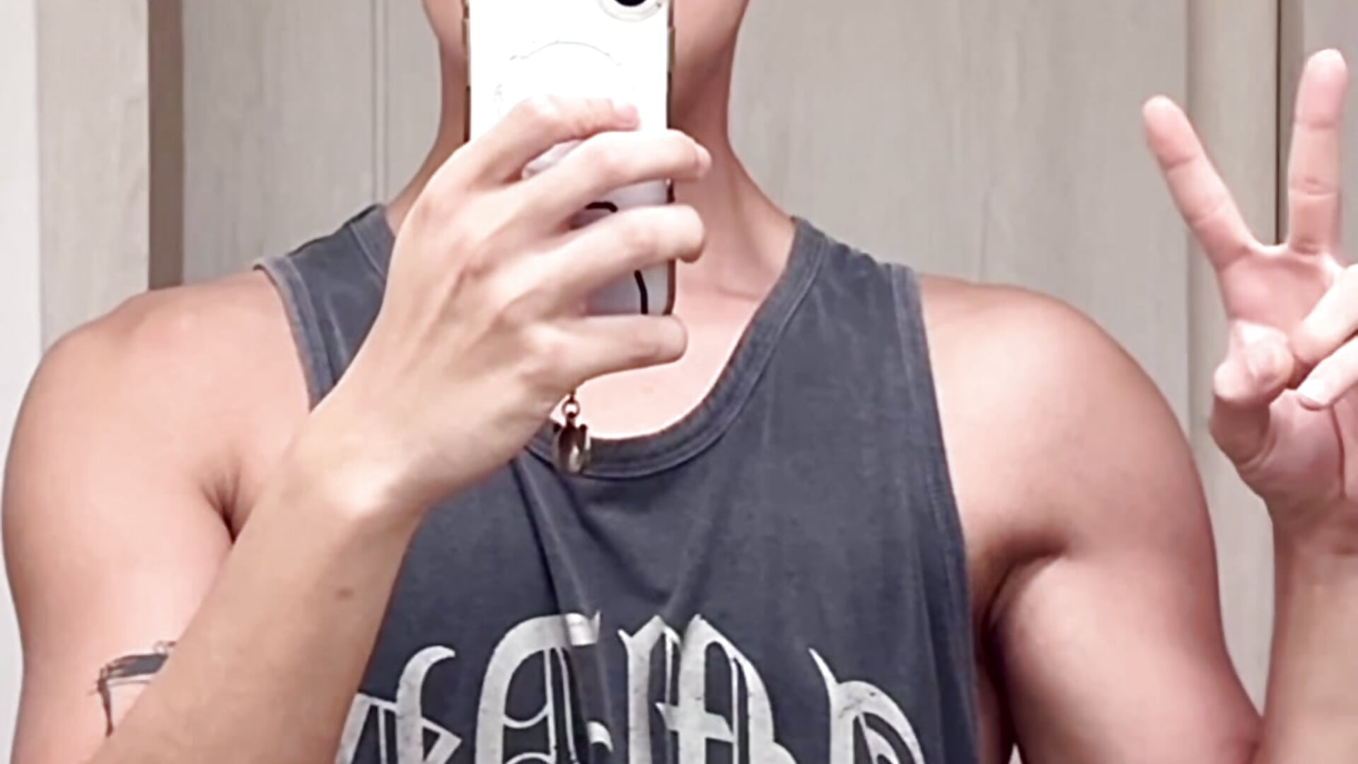 ✌🏻 - vidéo du modèle de showcams powq05