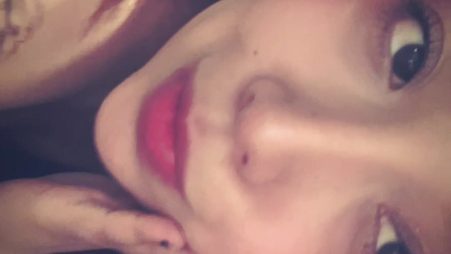 Muak - video by dania_val cam model