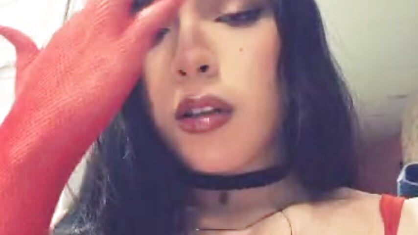 Know me - video by ZafiraLee cam model