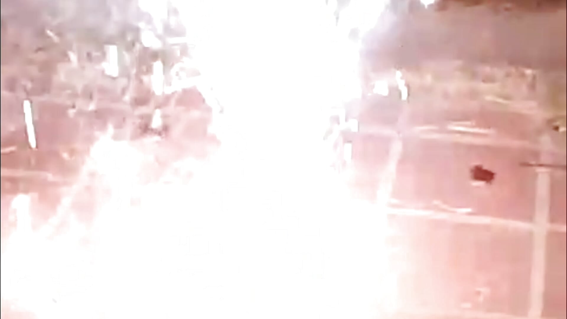 A simulation🥰– Roslin-nix2 kameramodell videója