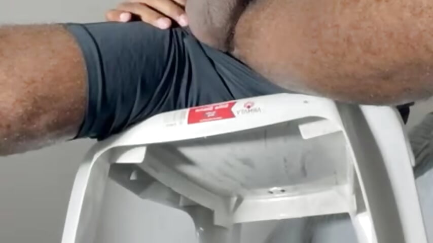 draining my huge balls - video by blaze_panther cam model