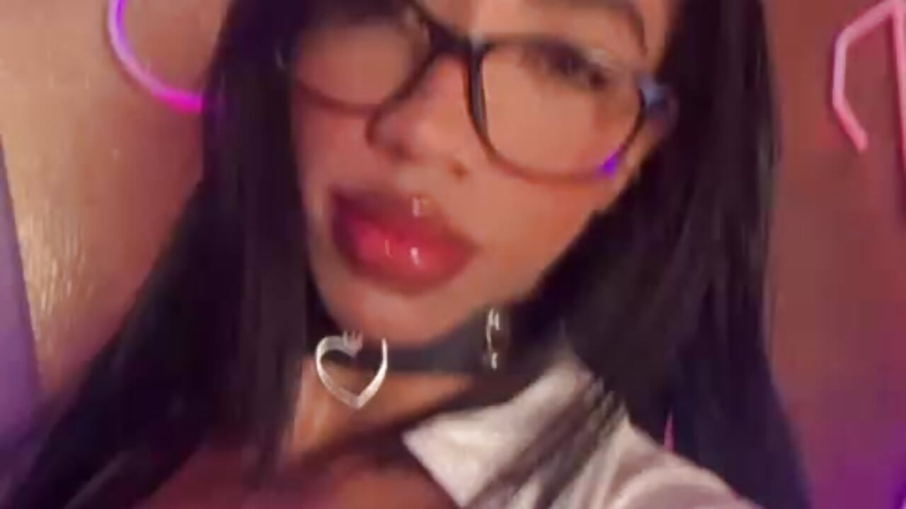 Lin - vidéo du modèle de showcams LindseyCoxx