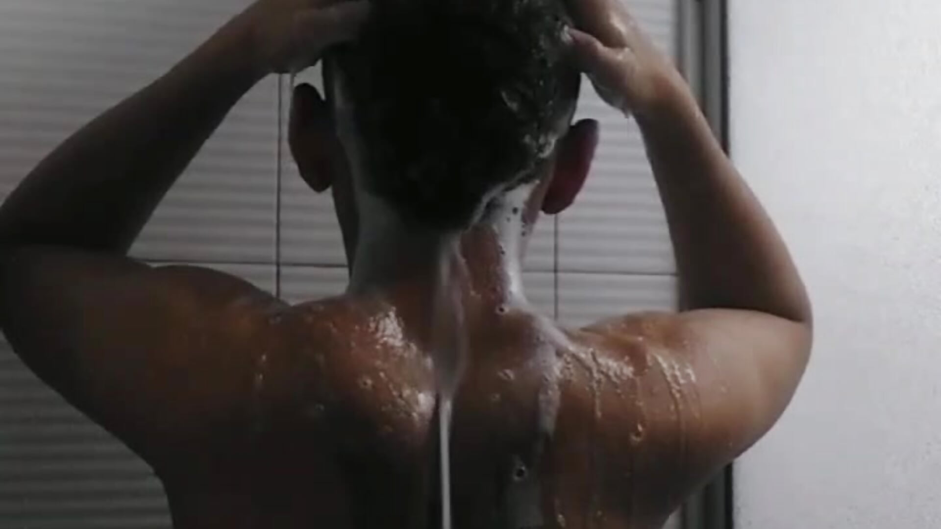 foam bath – video od webkamerové modelky Juan_belmont