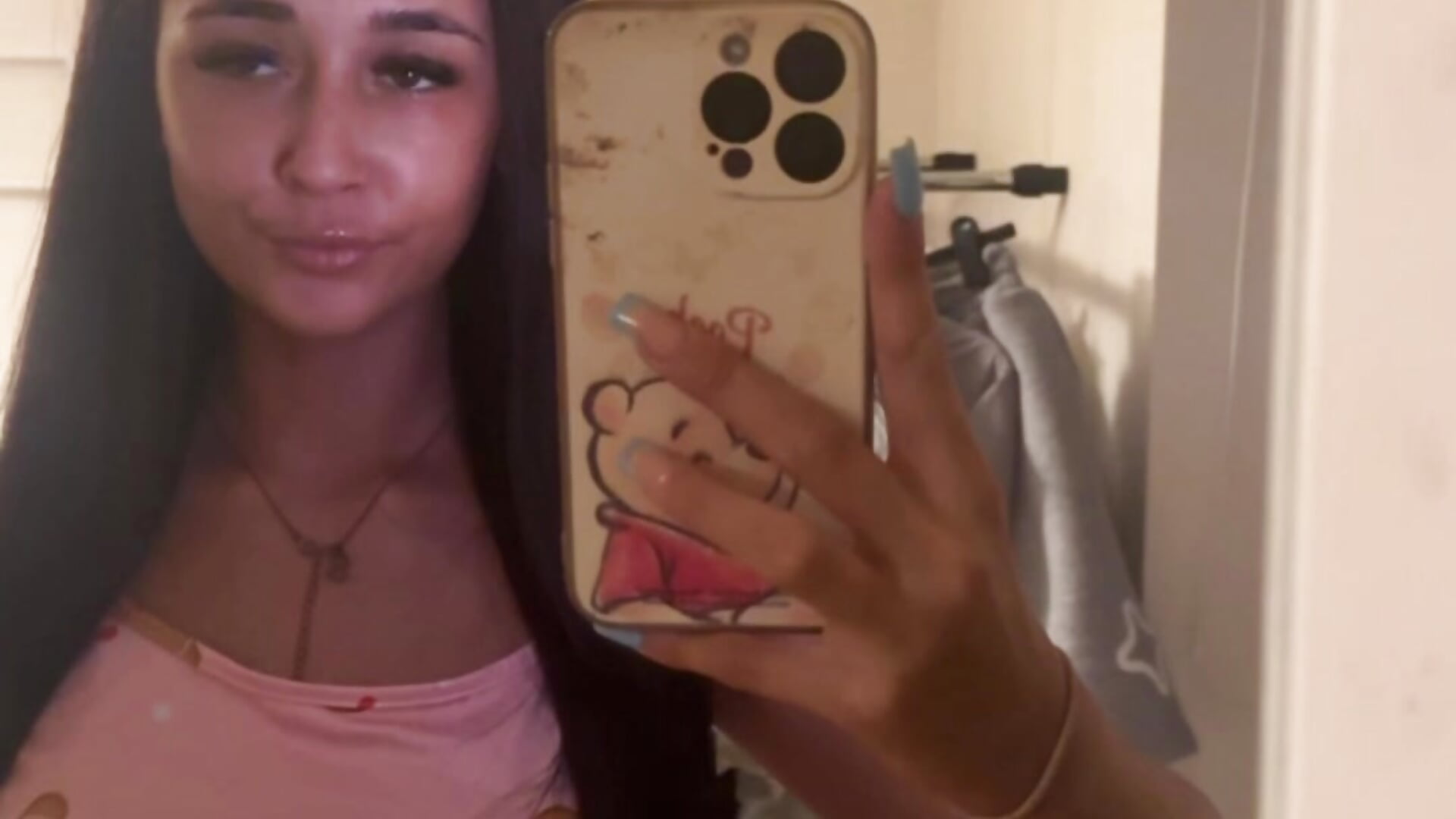 4cc046cf92834deda125d00b77791ab9 - video by KandyKaine_xoxox cam model