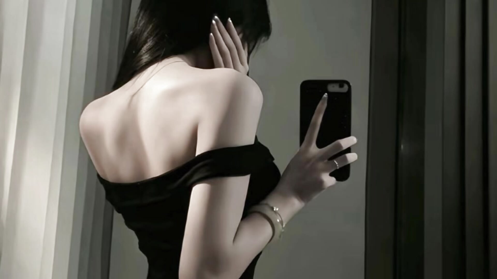 C250918C-CD3F-49DD-95F1-135F0F9FC315 - video by Mochi_11 cam model